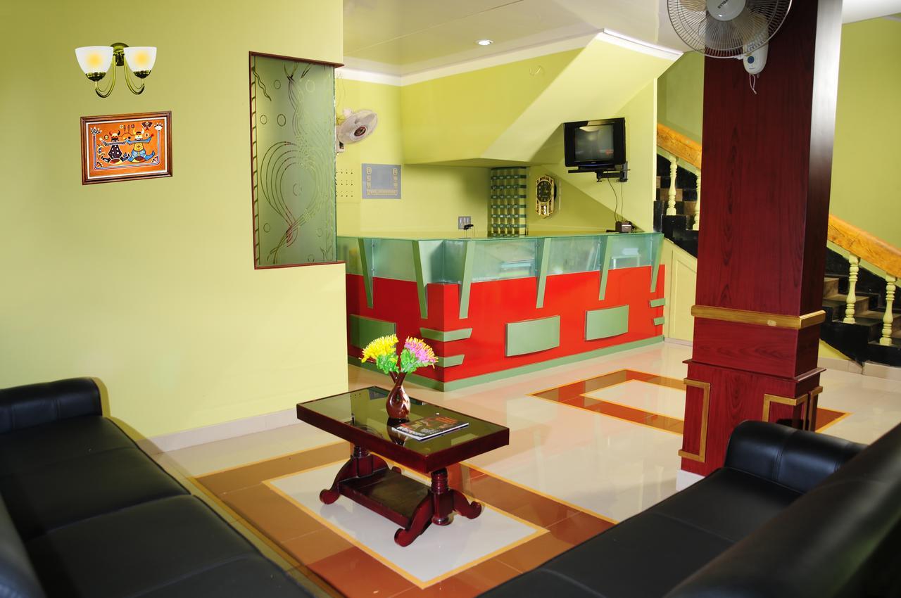 Hotel Nuhman Kondotty Zewnętrze zdjęcie