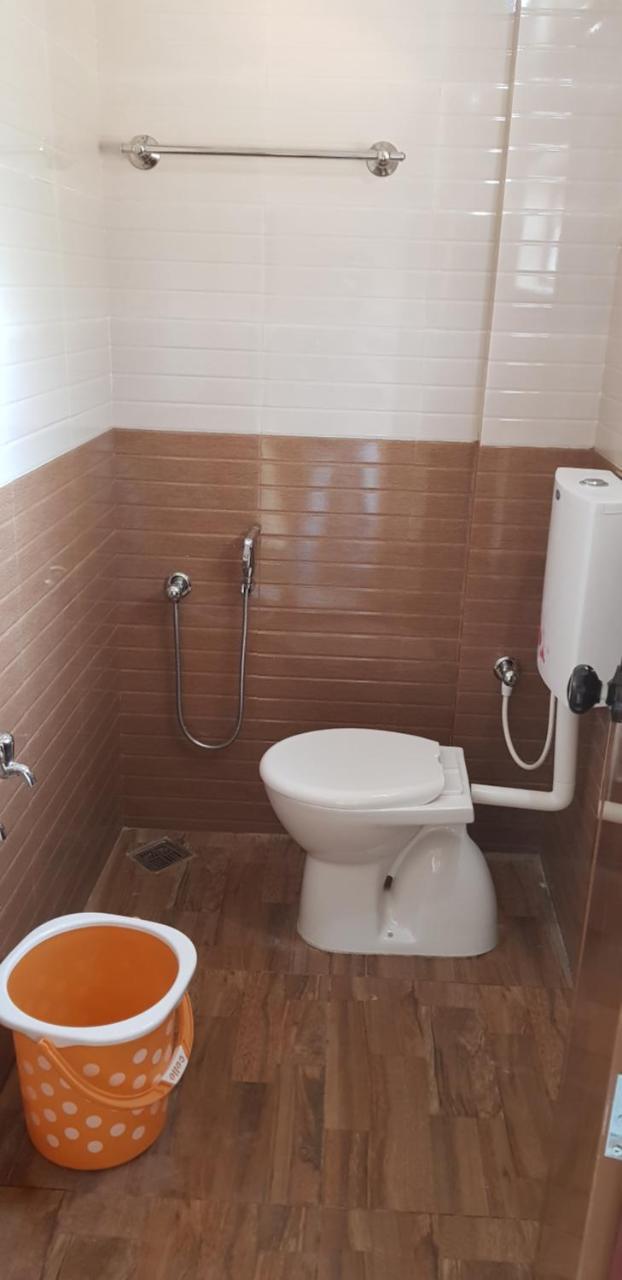 Hotel Nuhman Kondotty Zewnętrze zdjęcie