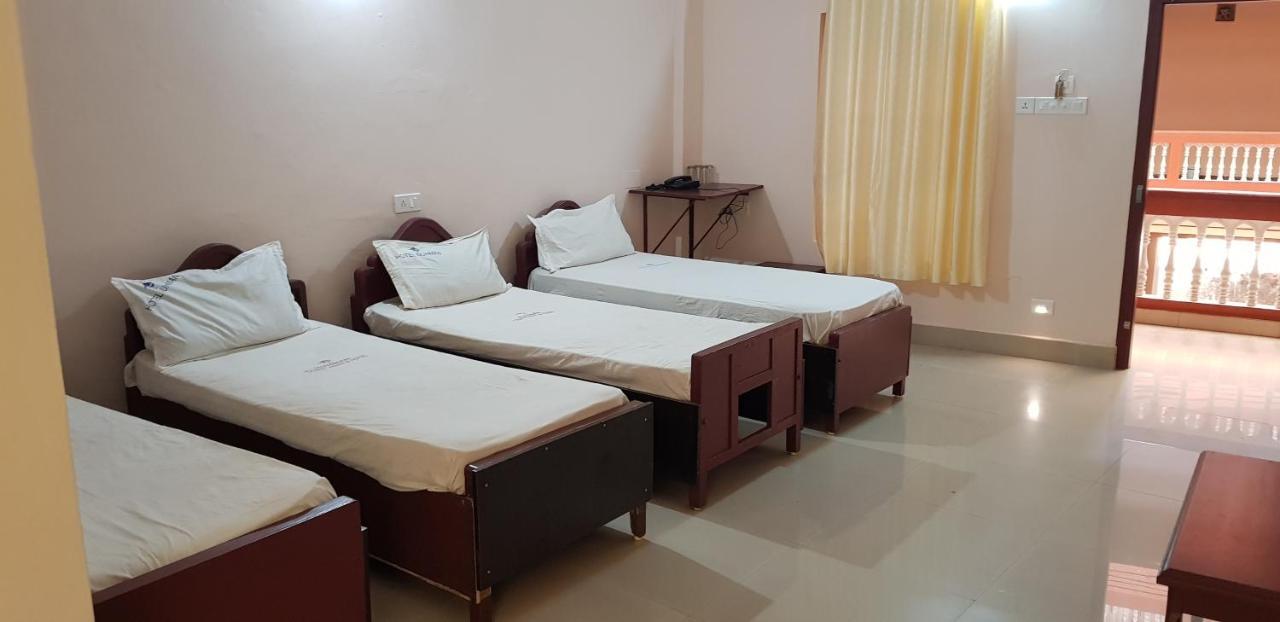 Hotel Nuhman Kondotty Zewnętrze zdjęcie